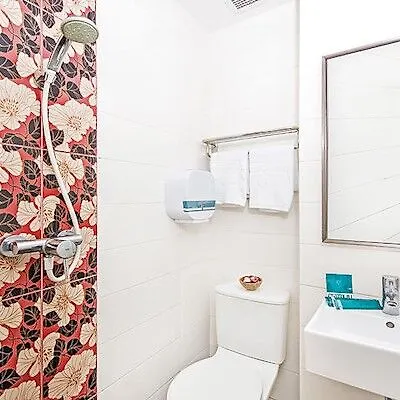 Hotel 81 Osaka  Singapore